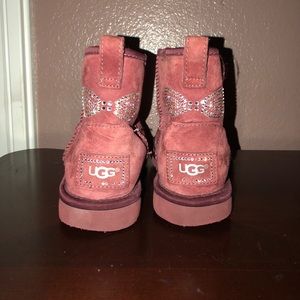 Maroon ugg